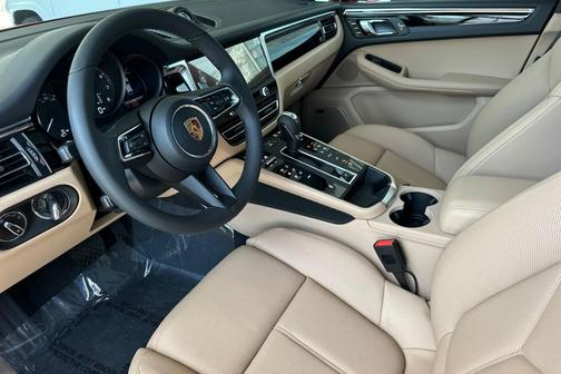 Carmine Red 2026 Porsche Macan Macan