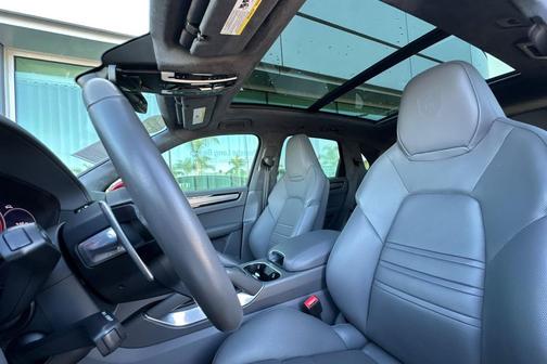 2022 Porsche Cayenne Turbo