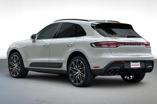 2022 Porsche Macan 