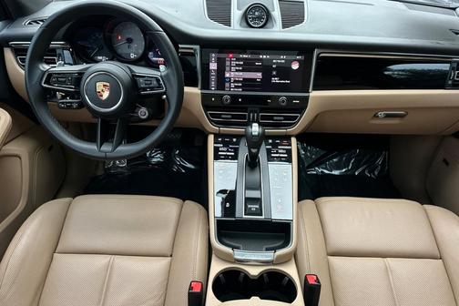 2022 Porsche Macan S