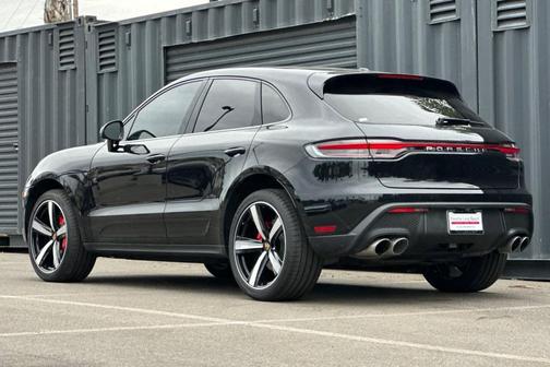 2022 Porsche Macan S