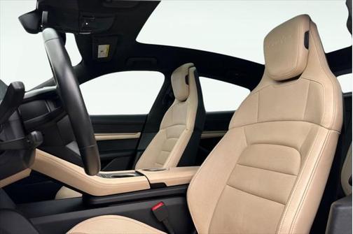 2020 Porsche Taycan Turbo