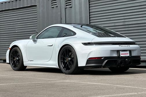 2026 Porsche 911 Carrera GTS