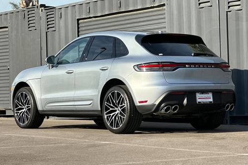 2025 Porsche Macan 