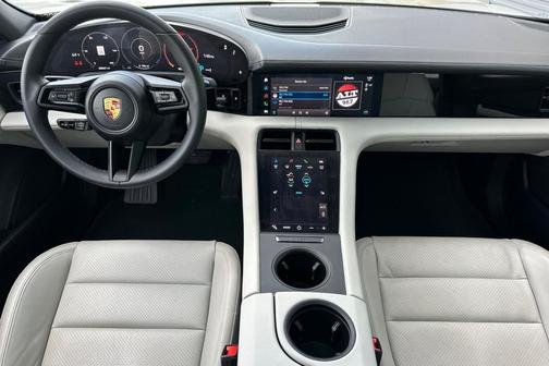 2022 Porsche Taycan Base (A2)