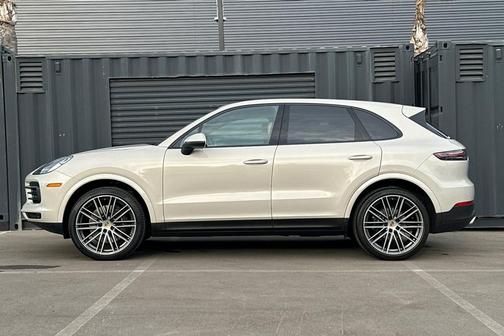 2023 Porsche Cayenne Cayenne
