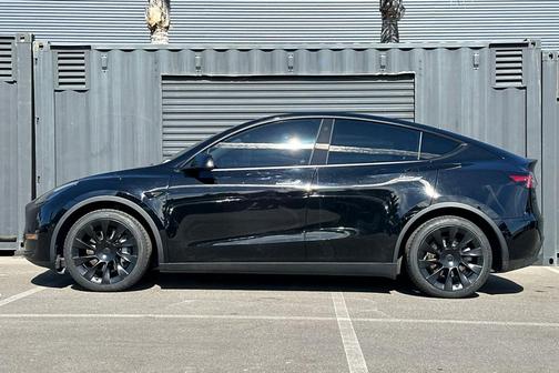 2021 Tesla Model Y Long Range Dual Motor All-Wheel Drive