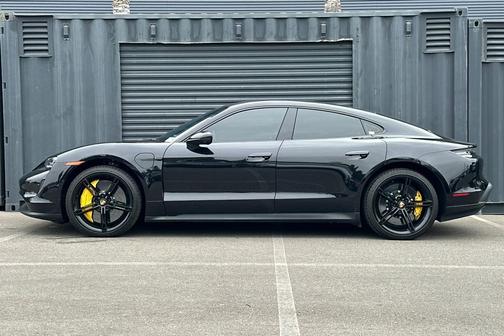 Jet Black Metallic 2021 Porsche Taycan 4S