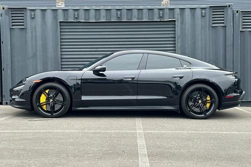 Jet Black Metallic 2021 Porsche Taycan 4S