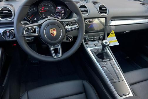 2025 Porsche 718 Cayman