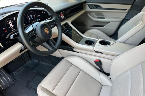 Frozen Blue Metallic 2023 Porsche Taycan