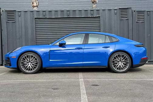 2026 Porsche Panamera Panamera