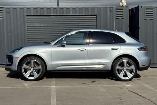 2024 Porsche Macan 