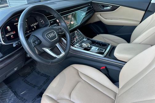 2023 Audi Q8 55 Premium Plus