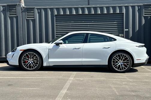 2022 Porsche Taycan 4S