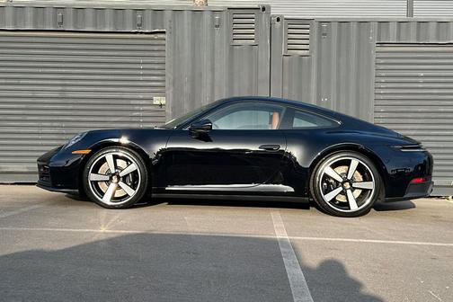 2026 Porsche 911 Carrera 4S