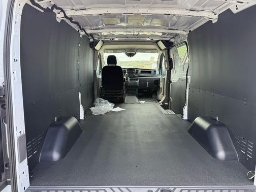 Oxford White 2024 Ford Transit-250 Base