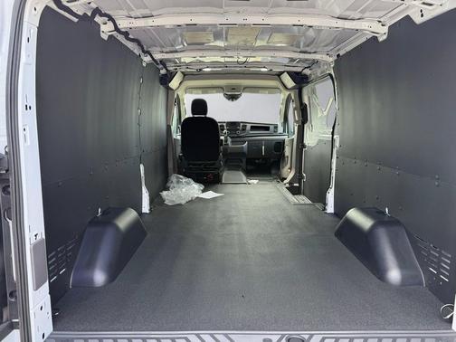 Oxford White 2024 Ford Transit-250 Base
