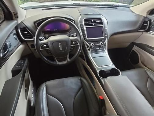 2019 Lincoln Nautilus Reserve
