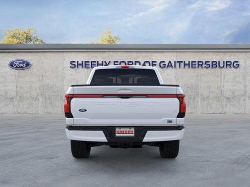 Space White Metallic 2025 Ford F-150 Lightning Platinum