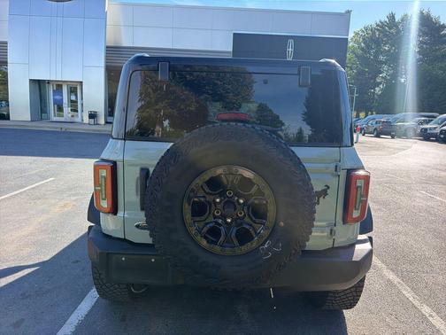 Cactus Gray 2024 Ford Bronco Wildtrak