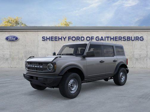 Carbonized Gray Metallic 2025 Ford Bronco Base