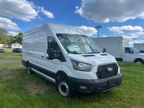 Oxford White 2026 Ford Transit-350 Base