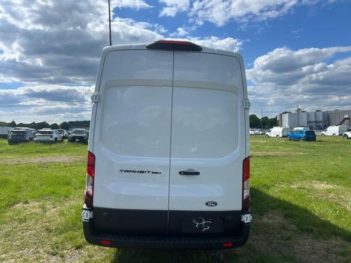 Oxford White 2026 Ford Transit-350 Base