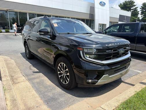 Black Metallic 2025 Ford Expedition Max Platinum