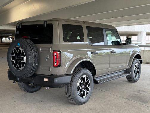 Marsh Gray 2026 Ford Bronco Outer Banks