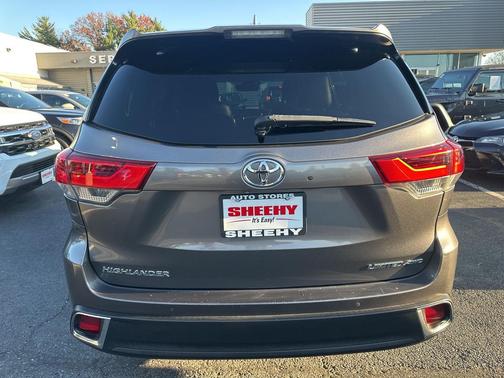 2017 Toyota Highlander Limited