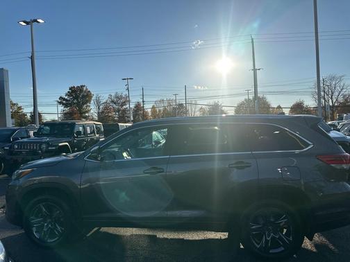 2017 Toyota Highlander Limited