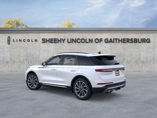 2025 Lincoln Corsair Premiere