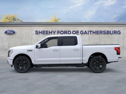 2025 Ford F-150 Lightning Platinum