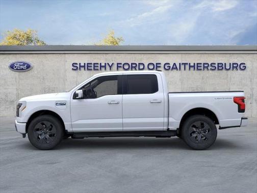 2025 Ford F-150 Lightning LARIAT