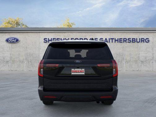 Agate Black Metallic 2026 Ford Expedition Max Platinum