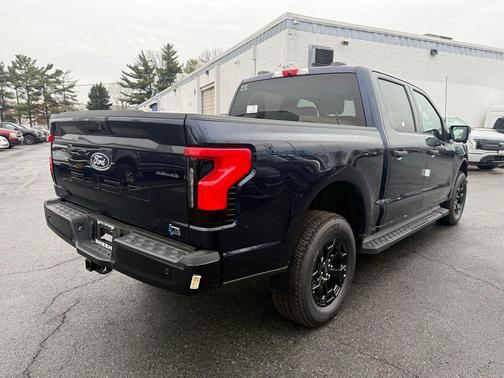 2025 Ford F-150 Lightning XLT