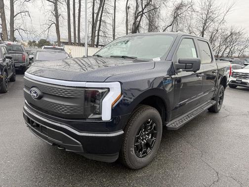 2025 Ford F-150 Lightning XLT