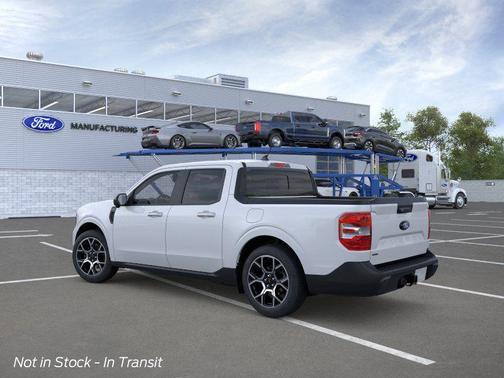 Space White Metallic 2026 Ford Maverick Lariat