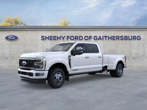 Star White Metallic Tri-Coat 2026 Ford F-350 Platinum