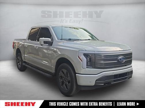 2023 Ford F-150 Lightning LARIAT