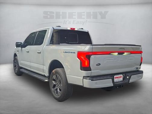 2023 Ford F-150 Lightning LARIAT