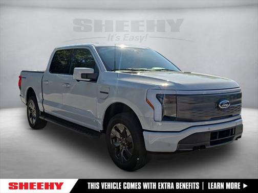 2023 Ford F-150 Lightning LARIAT