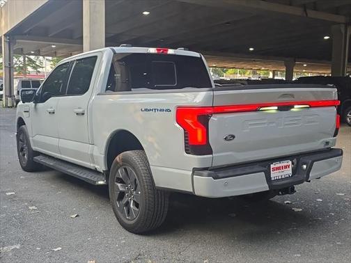 2023 Ford F-150 Lightning LARIAT