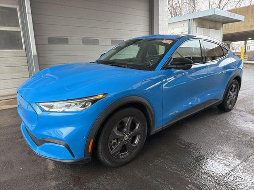 2023 Ford Mustang Mach-E Select