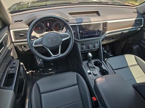 2021 Volkswagen Atlas 2.0T SE w/Technology 4MOTION
