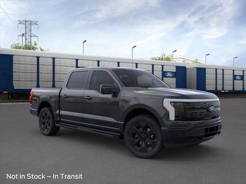 2025 Ford F-150 Lightning Platinum