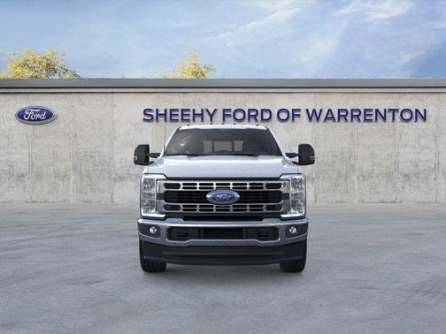 Oxford White 2026 Ford F-250 XLT