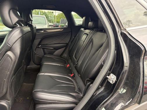 Velvet 2016 Lincoln MKC Premier