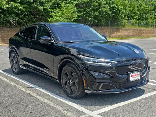 2022 Ford Mustang Mach-E California Route 1